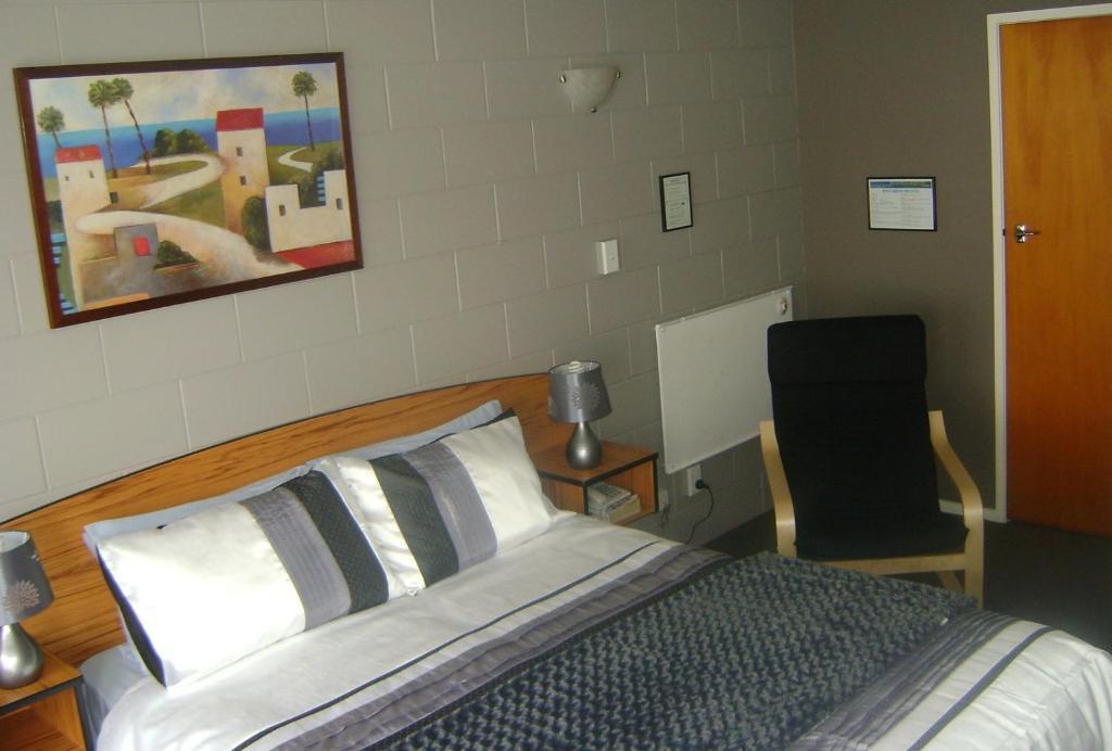 Bavaria Motel Хамилтън Екстериор снимка